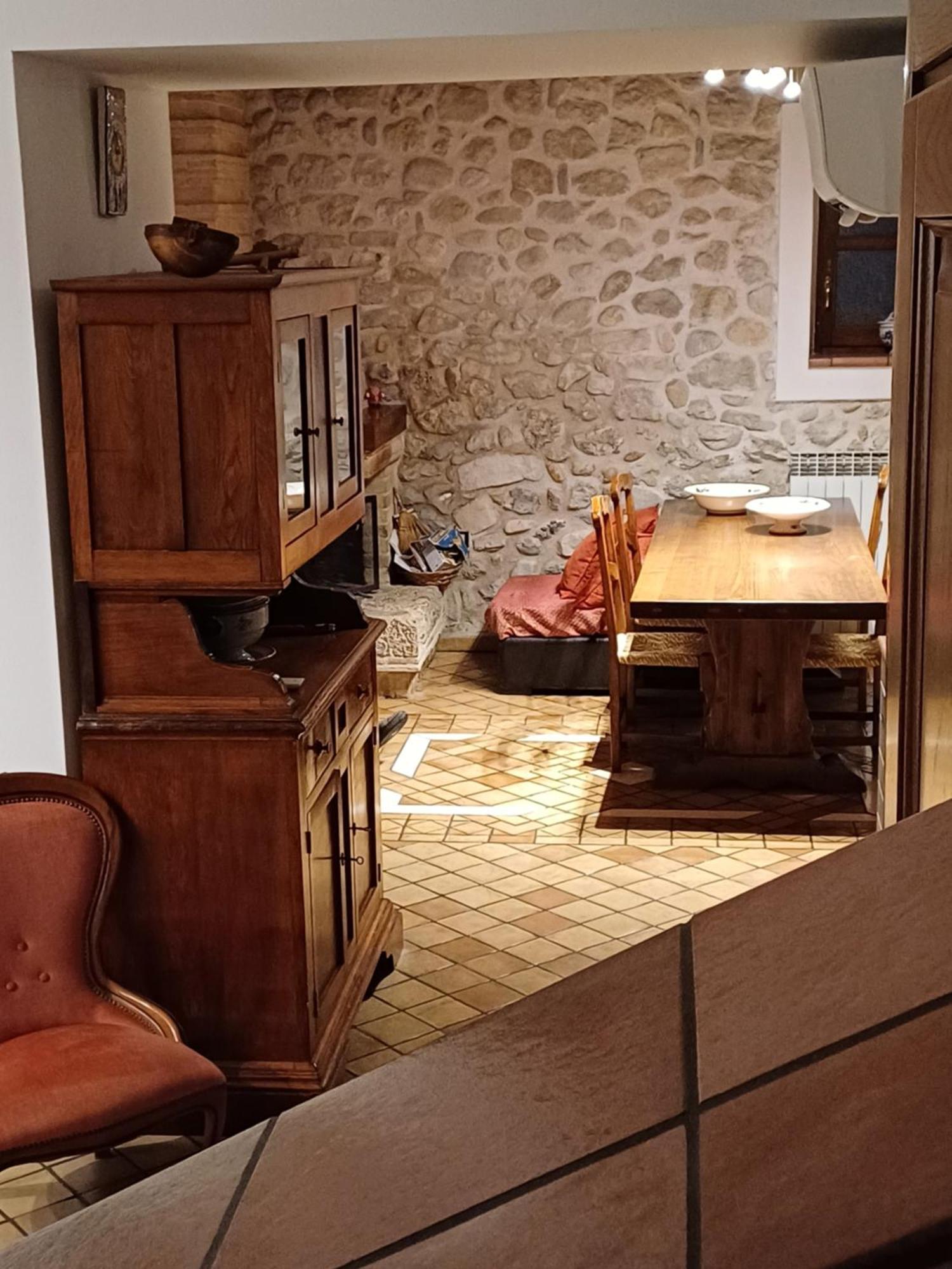 Agriturismo San Giovanni Ad Insulam Ізола-дель-Ґран-Сассо-д'Італія Екстер'єр фото