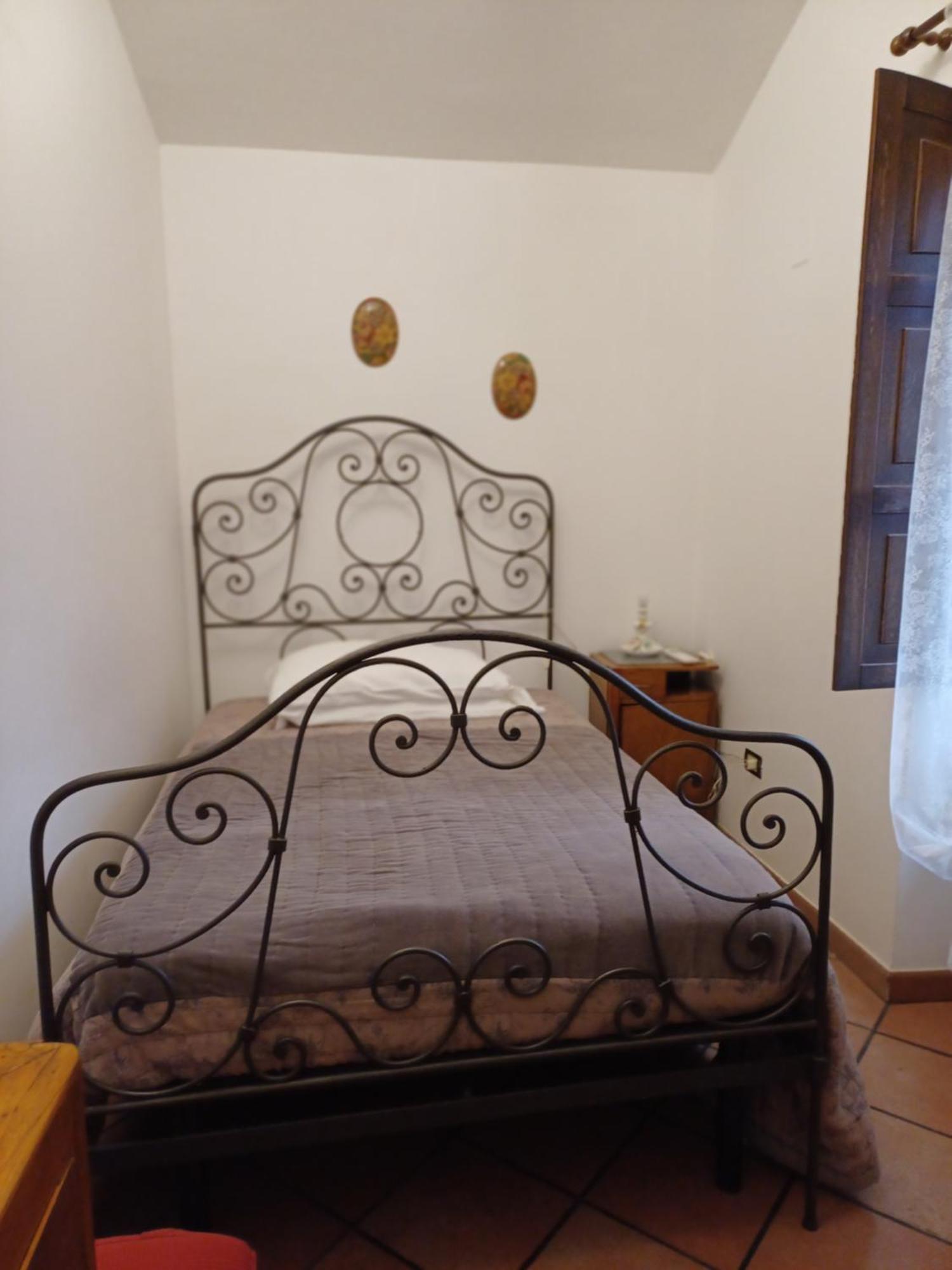 Agriturismo San Giovanni Ad Insulam Ізола-дель-Ґран-Сассо-д'Італія Екстер'єр фото