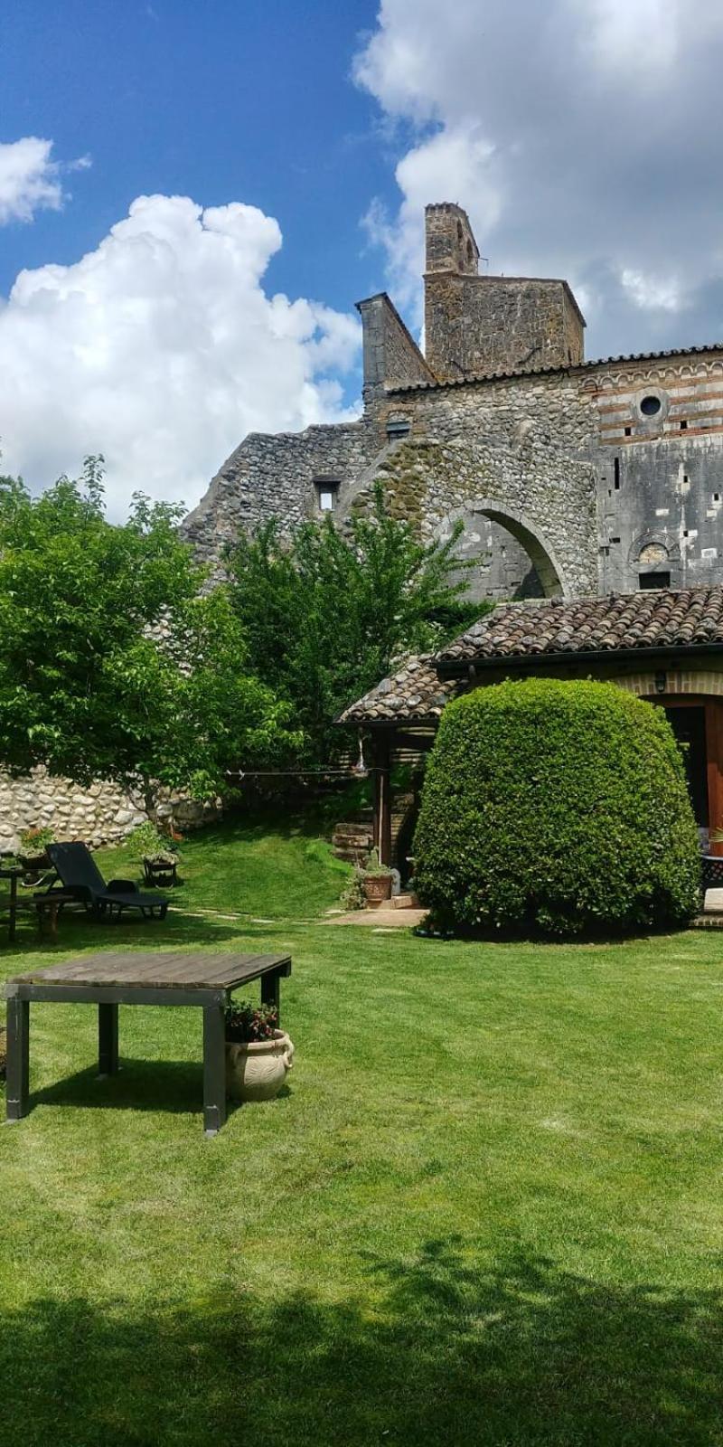 Agriturismo San Giovanni Ad Insulam Ізола-дель-Ґран-Сассо-д'Італія Екстер'єр фото